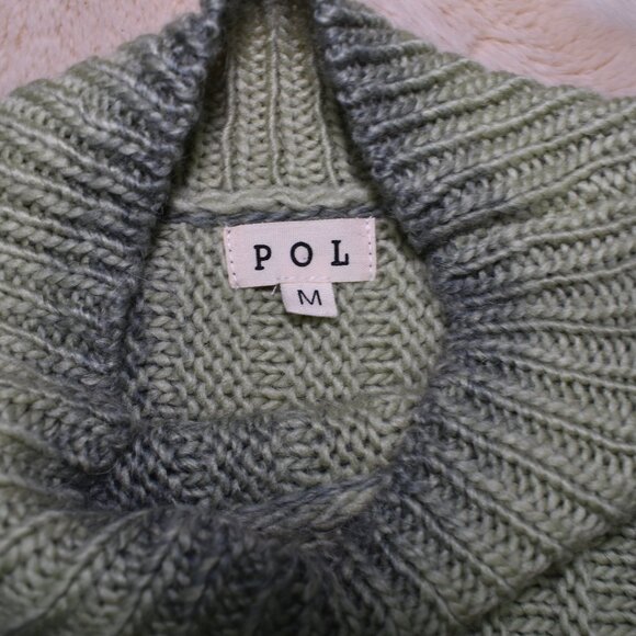 POL Cropped Boxy Knit Sweater Green High Neck Women’s Size Medium - Picture 4 of 12